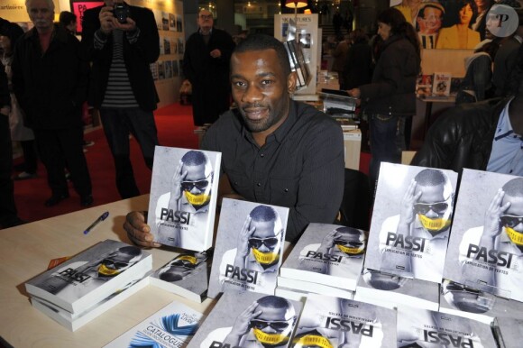 Passi au 33e Salon du Livre de Paris, le 24 mars 2013.