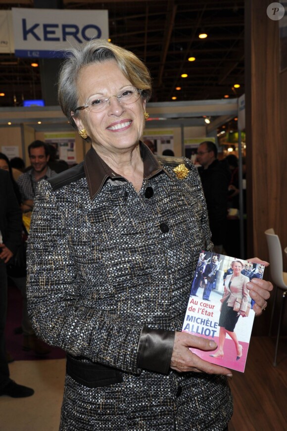 Michèle Alliot-Marie au 33e Salon du Livre de Paris, le 24 mars 2013.