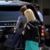 Jessica Simpson, très enceinte, dans un look à la cool, a fait du shopping chez Ralph Lauren, à Los Angeles, le 27 mars 2013.