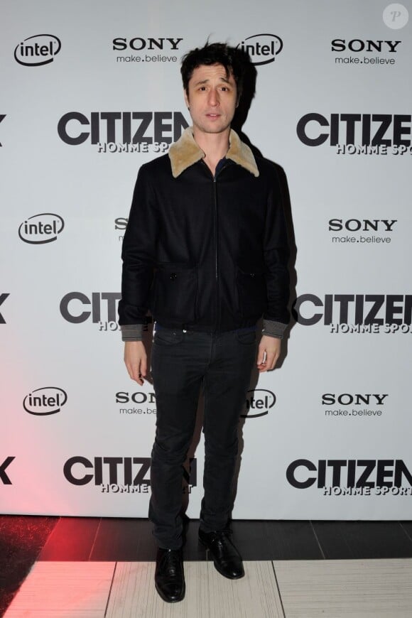 Jérémie Elkaïm à la soirée de lancement du magazine Citizen K Homme Sport au Titty Twister à Paris, le 28 mars 2013.