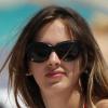 Le mannequin Shannon De Lima surpris sur la plage de l'hôtel The Setai à Miami au cours d'une après-midi avec des amis. Le 30 mars 2013.