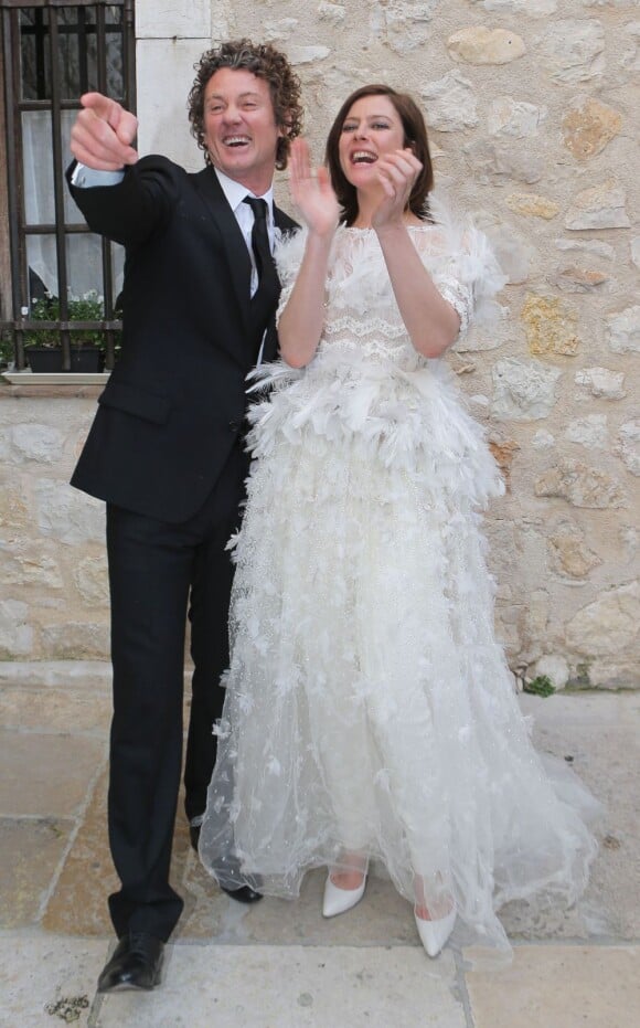 Le mariage de l'actrice Anna Mouglalis avec l'homme d'affaires australien Vincent Rae à Saint-Paul de Vence le 22 mars 2013 : un véritable enchantement