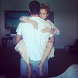 Une amie d'Hayden Panettiere a posté une photo de la star dans les bras de son boyfirend et apparemment fiancé Wladimir Klitschko.