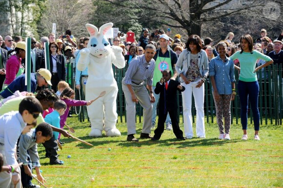 Barack Obama en famille pour la traditionnelle chasse aux oeufs de la Maison Blanche, le 1er avril 2013.
