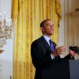  Barack Obama annonce le programme de recherche BRAIN sur les mystères du cerveau humain dans le bureau ovale de la Maison Blanche, le 2 avril 2013.  