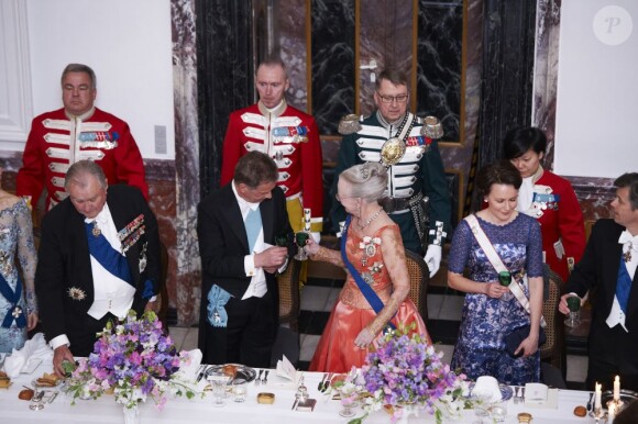 Dîner de gala donné par la reine Margrethe II de Danemark en l'honneur du président de la Finlande Sauli Niinistö et sa compagne Jenni Haukio au palais de Fredensborg, le 4 avril 2013.