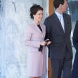  Le prince Joachim et la princesse Marie de Danemark à l'aéroport de Copenhague pour accueillir le 4 avril 2013 le président de la Finlande, Sauli Niinistö, et son épouse Jenni Haukio. 