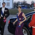 La princesse Marie de Danemark arrivant pour le dîner en l'honneur du couple présidentiel finlandais au palais de Fredensborg le 4 avril 2013