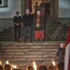 La reine Margrethe II de Danemark et son époux le prince consort Henrik ont pris leurs quartiers de printemps au palais de Fredensborg le 3 avril 2013, accueillis par la traditionnelle levée de flambeaux des habitants.