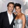 Halle Berry et Olivier Martinez à l'avant-première du film Cloud Atlas à Hollywood, le 24 octobre 2012.