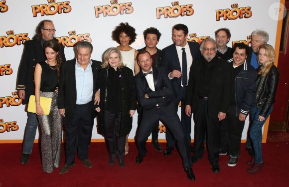 L'équipe au complet à la première du film Les Profs au Grand Rex, Paris, le 9 avril 2013.