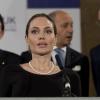 Angelina Jolie est intervenue à la conférence de presse donnée par les ministres du G8, suite à l'accord trouvé pour lutter contre les violences sexuelles en zone de guerre, à Londres, le 11 avril 2013.