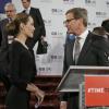 Angelina Jolie est intervenue à la conférence de presse donnée par les ministres du G8, suite à l'accord trouvé pour lutter contre les violences sexuelles en zone de guerre, à Londres, le 11 avril 2013.