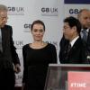 Angelina Jolie lors de la conférence de presse donnée par les ministres du G8, suite à l'accord trouvé pour lutter contre les violences sexuelles en zone de guerre, à Londres, le 11 avril 2013.