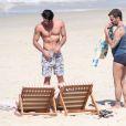 Marc Jacobs et son chéri Harry Louis à la plage à Rio de Janeiro, le 11 avril 2013.