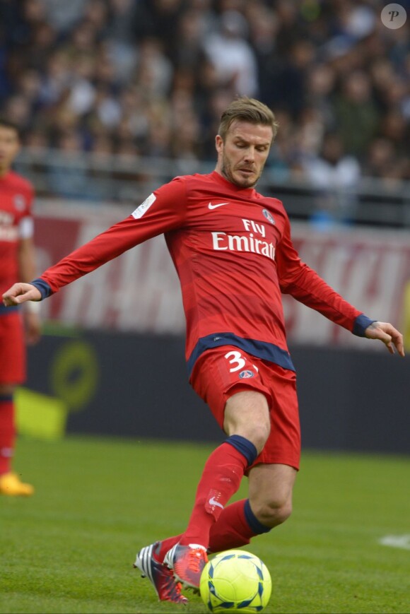 David Beckham appliqué pendant le match Troyes - PSG le 13 avril 2013.
