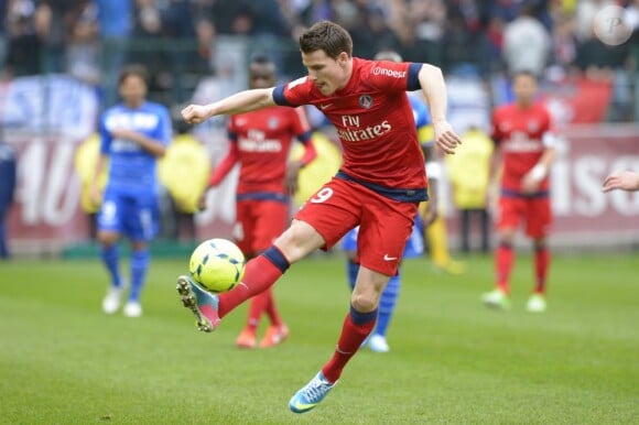 Kevin Gameiro durant le match Troyes - PSG le 13 avril 2013.