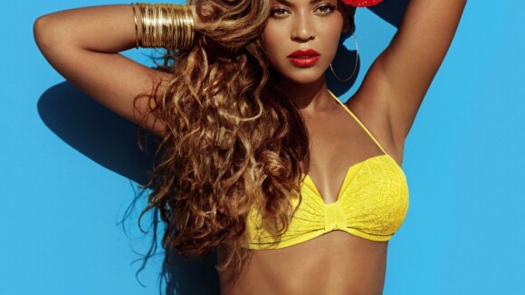 Beyoncé : Sirène à la plage pour H&M et coup d'envoi de sa tournée