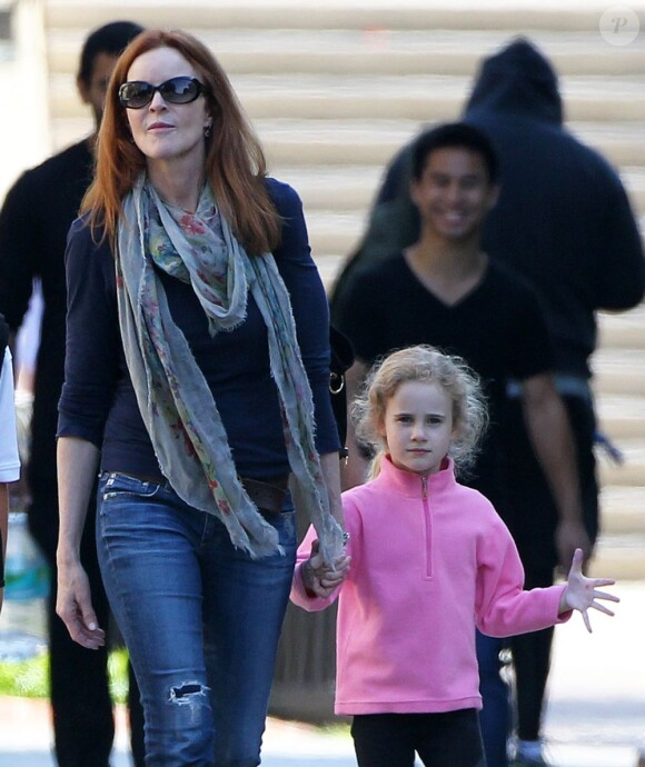 Exclusif - Marcia Cross emmène sa fille Eden à son cours de natation à Los Angeles, le 15 avril 2013.