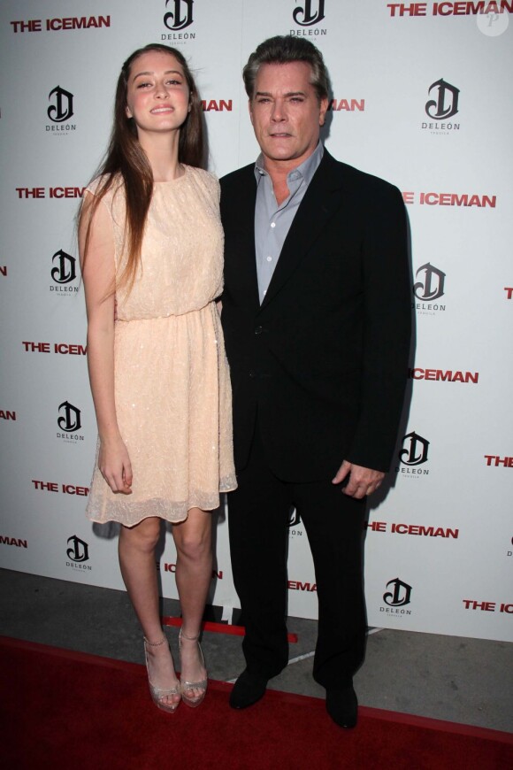 Karsen Liotta et Ray Liotta à la première de The Iceman aux Arclight Cinemas à Hollywood, le 22 avril 2013.