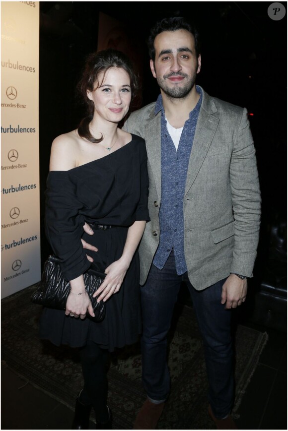 Mélanie Bernier et Jonathan Cohen à la soirée suivant l'avant-premiere du film Amour et Turbulences au Titty Twister à Paris, le 18 mars 2013.