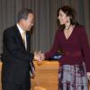 La princesse Mary de Danemark inaugurait avec le secrétaire général des Nations unies Ban Ki-moon les nouveaux locaux du Conseil de tutelle des Nations unies, la chambre Finn Juhl, jeudi 25 avril 2013 au siège de l'ONU à New York.