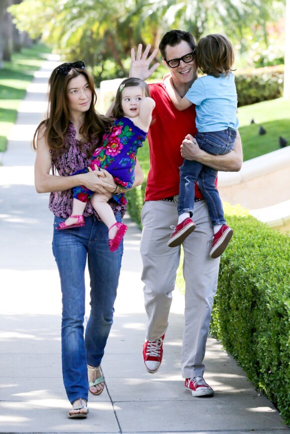 Johnny Knoxville emmène sa compagne et ses enfants Rocko et Arlo, à la garden party organisée par la marque de couches Huggies, à Los Angeles, le 27 avril 2013.