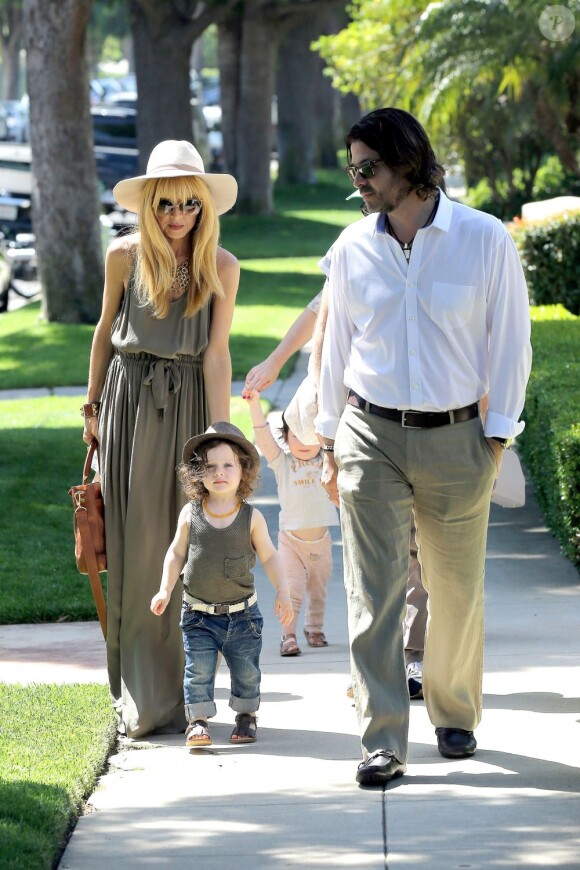 Rachel Zoe et son mari Rodger Berman se rendent à la garden party organisée par la marque de couches Huggies, avec leur fils Skylar à Los Angeles, le 27 avril 2013.