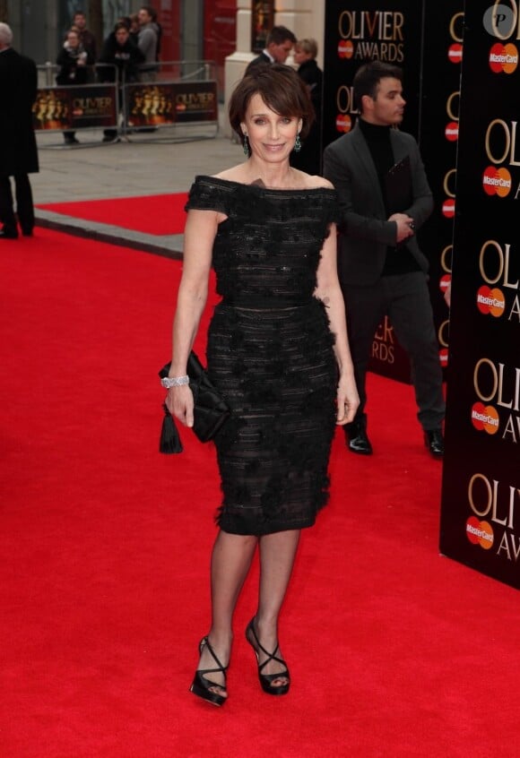 Kristin Scott Thomas lors de la soirée des Laurence Olivier Awards, récompenses britanniques du théâtre, à Londres le 28 avril 2013