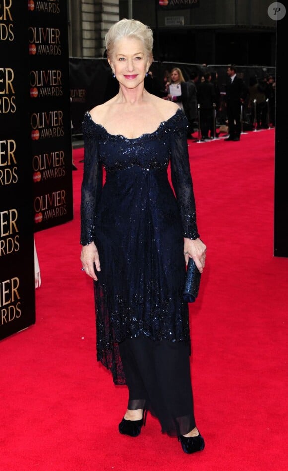 Dam Helen Mirren lors de la soirée des Laurence Olivier Awards, récompenses britanniques du théâtre, à Londres le 28 avril 2013