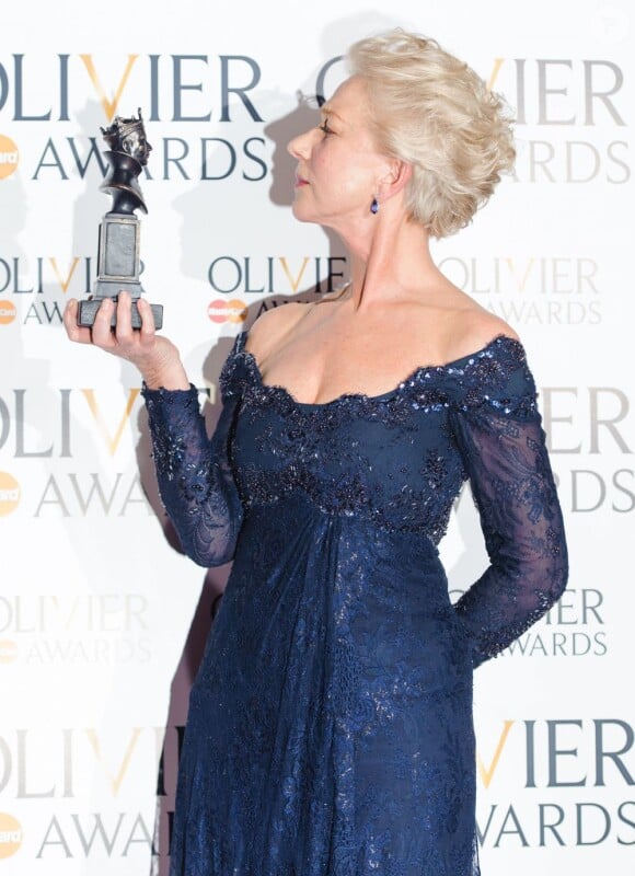 Dame Helen Mirren, lors de la soirée des Laurence Olivier Awards, récompenses britanniques du théâtre, à Londres le 28 avril 2013