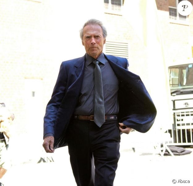 Clint Eastwood se promène dans le quartier de Tribeca à New York le 27 avril 2013