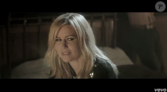 Image extraite du clip "End Of Night" de Dido, avril 2013.