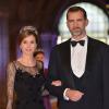 La princesse Letizia et le prince Felipe d'Espagne au Rijksmuseum d'Amsterdam le 29 avril 2013 pour le dîner d'adieu de la reine Beatrix des Pays-Bas, à la veille de son abdication.