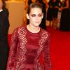 Kristen Stewart pendant le tapis rouge du Met Gala au Metropolitan Museum of Art de New York, le 6 mai 2013.