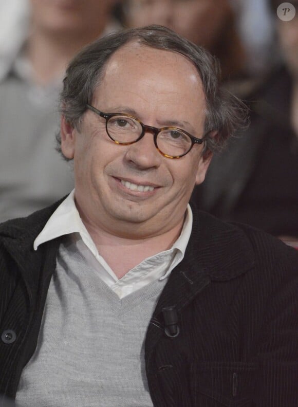 Olivier Broche - Enregistrement de l'émission "Vivement Dimanche" consacrée à François Morel le 7 mai 2013 à Paris. Diffusion le 12 mai 2013 sur France 2.