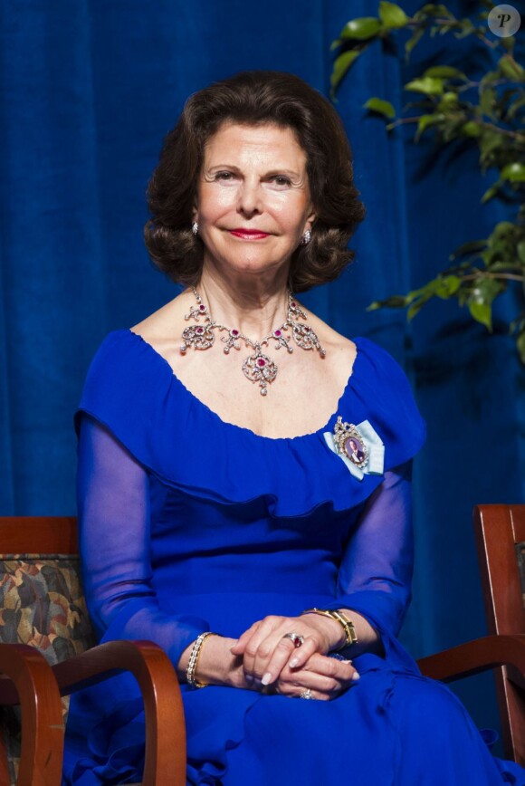 La reine Silvia de Suède pendant le dîner de gala pour le 375e anniversaire de la fondation de la Nouvelle-Suède à Wilmington le 11 mai 2013.