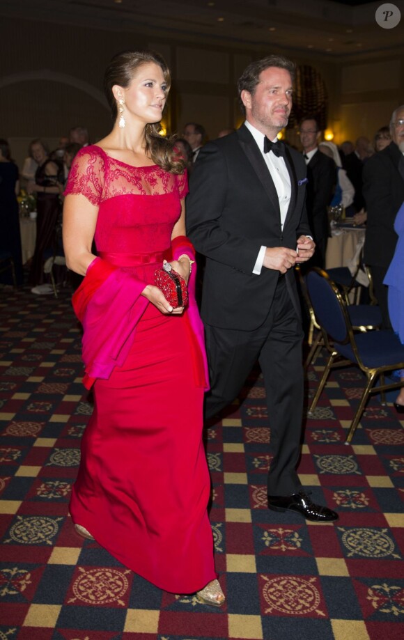 La très élégante Madeleine de Suède arrive au dîner de gala pour le 375e anniversaire de la fondation de la Nouvelle-Suède à Wilmington le 11 mai 2013.