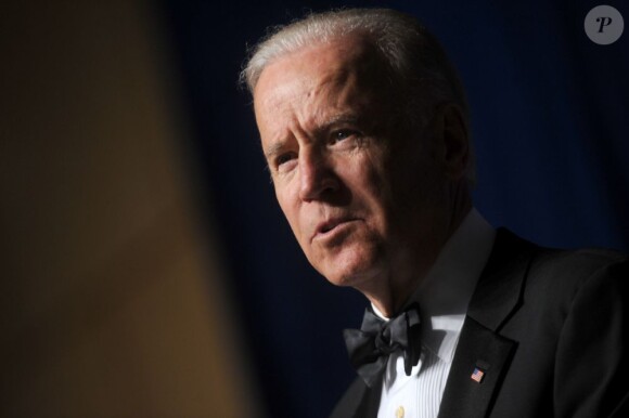 Joe Biden en plein discours au dîner de gala pour le 375e anniversaire de la fondation de la Nouvelle-Suède à Wilmington le 11 mai 2013.