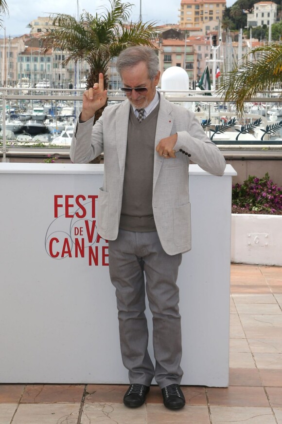 Steven Spielberg lors du photocall des membres du jury du Festival de Cannes le 15 mai 2013