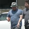 Exclusif - Chaz Bono va déjeuner avec un ami à West Hollywood, le 28 avril 2013.