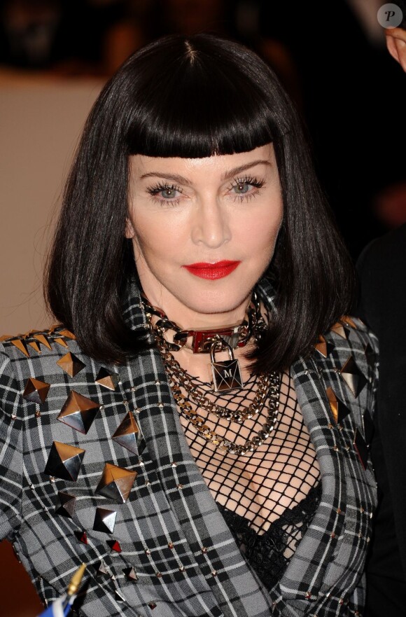 Madonna, reine de la Pop dans son habit rock pour le MET Ball 2013