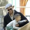 Tom Brady emmène ses enfants Benjamin et John Edward jouer au parc à Boston, le 18 mai 2013