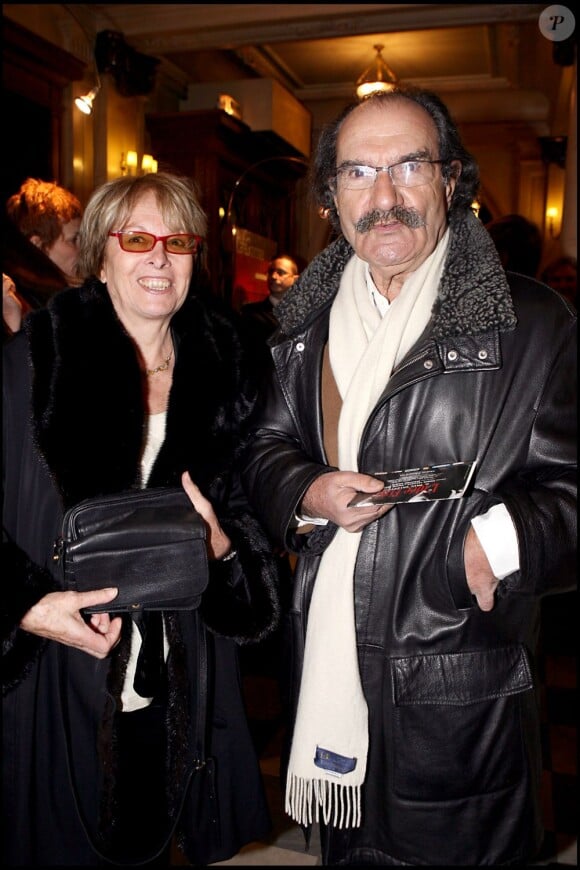 Gérard Hernandez et sa femme à la générale de la pièce "Idée fixe" au théâtre Edouard VII. Le 5 février 2007 à Paris.