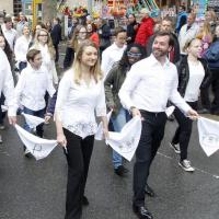 Stéphanie de Luxembourg : Charmante danseuse de Pentecôte avec son prince