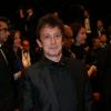 Eric Serra lors de la montée des marches du film Only God Forgives lors du 66e Festival du film de Cannes, le 22 mai 2013