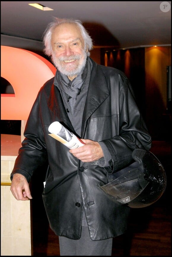 Georges Moustaki à l'avant-première du film Génération 68 à Paris, le 3 avril 2008.