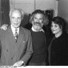 Georges Moustaki à Bobino en 1976 avec ses parents Nessim et Sarah. 
