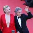 Emmanuelle Seigner et Roman Polanski lors de la montée des marches de leur film La Vénus à la fourrure le 25 mai 2013 au Festival de Cannes