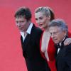 Mathieu Amalric, Emmanuelle Seigner et Roman Polanski lors de la montée des marches de leur film La Vénus à la fourrure le 25 mai 2013 au Festival de Cannes